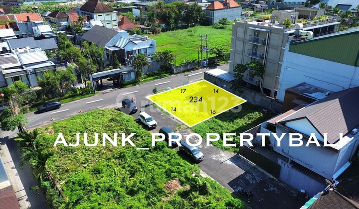 Premium and Strategic Land in the Sunset Road Area - Kuta Premium and Strategic Land in the Sunset Road Area - Kuta