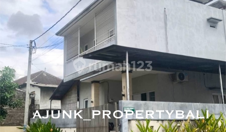 Modern Style House in West Gatot Subroto Area - West Denpasar 2