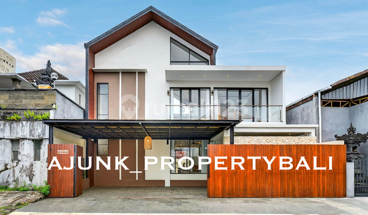 Vila Baru Style Modern, Lokasi Strategis Muding Indah - Kerobokan