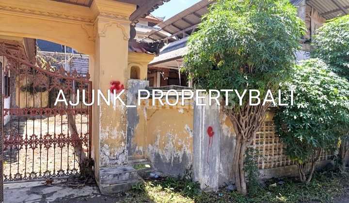 Rare Land with Buildings Ready for Demolition at Tondano Lake Sanur Rare Land with Buildings Ready for Demolition at Tondano Lake Sanur