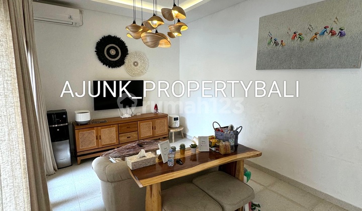 Tropical Style Villa Ready to Live In, Well-Maintained & Ready for Rent, Puri Gading 2