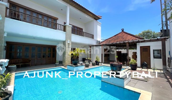 Rumah Modern Tropis Semi Vila, Lingkungan One Gate System, Sanur 2