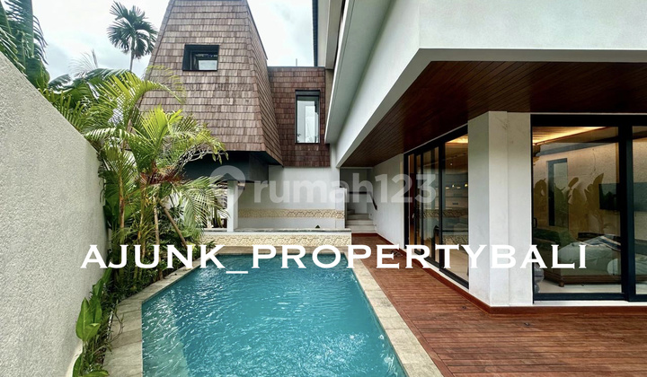 Modern Villa Style, Premium & Strategic Area, Batu Bolong - Canggu