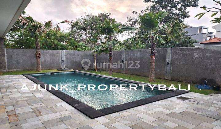 New Villa, Modern Tropical Style, Gedong Sari Area - Nusa Dua 2