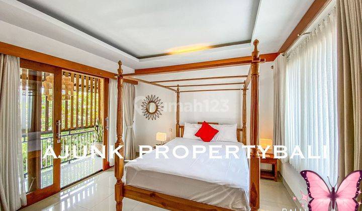 Modern Tropical Villa Strategic Location Close to Seminyak & Canggu 2