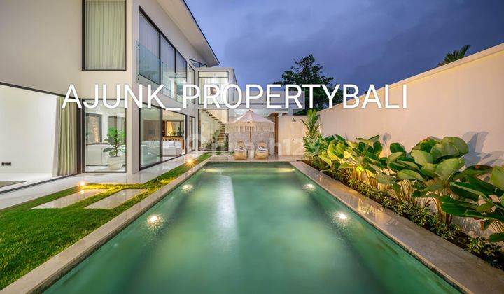 Vila Modern Luxury 4 Bedroom Dekat Ke Pantai Double Six, Seminyak 1