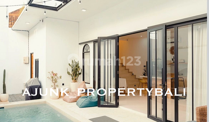 Vila Modern Mediterania Lokasi Strategis Area Kerobokan