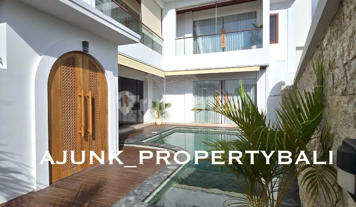 Semi Villa Luxury House with Sea View & Sunset from the Rooftop, Pecatu Semi Villa Luxury House with Sea View & Sunset from the Rooftop, Pecatu