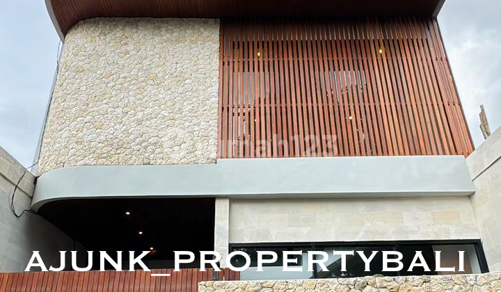 Brand New Vila Style Modern Tropical in Cepaka - Tabanan