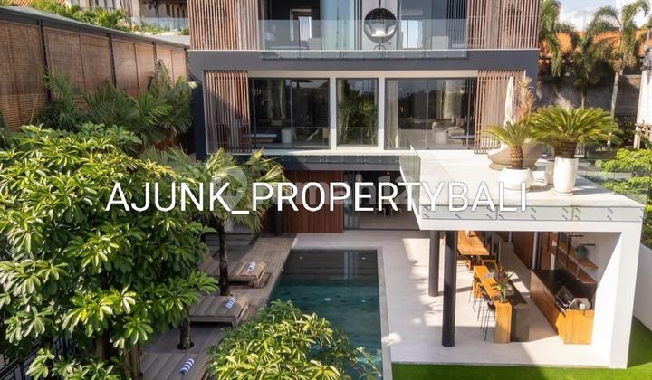 Vila Mewah Style Modern Dgn View Teluk Jimbaran , Ungasan