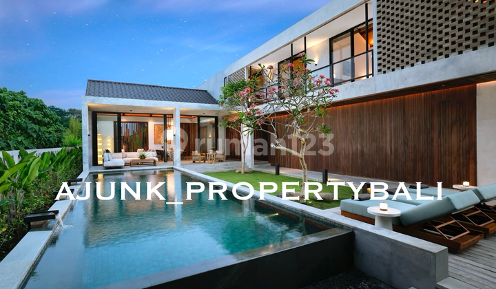 Brand New Luxury Villa Modern Tropical Style In Padang Linjong Canggu Brand New Luxury Villa Modern Tropical Style In Padang Linjong Canggu