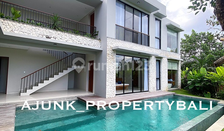 New Tropical Villa Style in One Gate - South Kayutulang Canggu