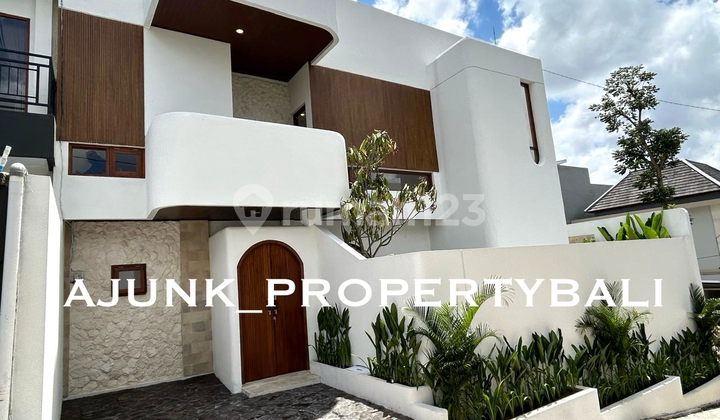 Brand New Vila Style Modern, Dekat Ke Tumbak Bayuh - Pererenan