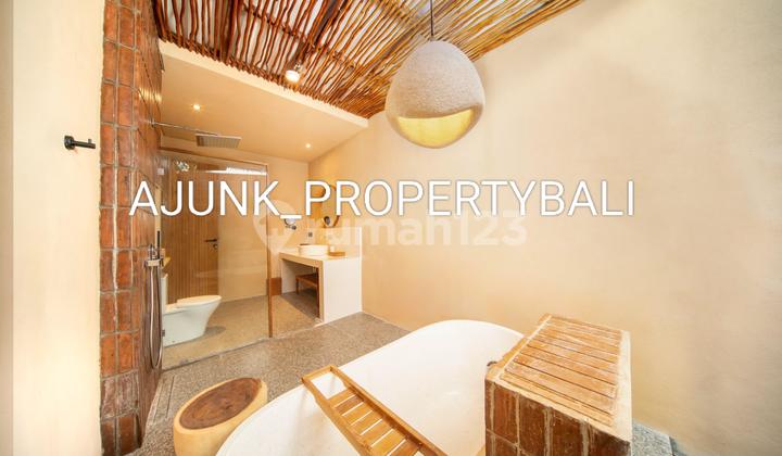 Vila Baru Renovasi Style Spanyol View Sawah, Dekat Pantai Kedungu 2