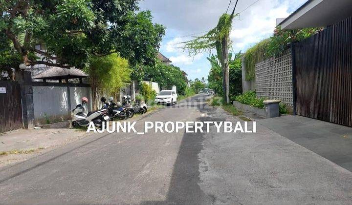 Premium & Strategic Land, Villa & Restaurant Environment, Seminyak 2