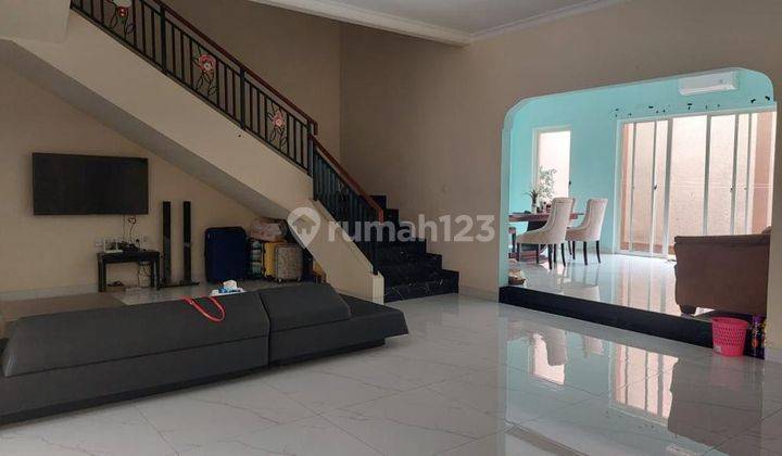 Dijual rumah di goldfinch, hadap selatan, Summarecon, gading serpong, sudah renovasi 1