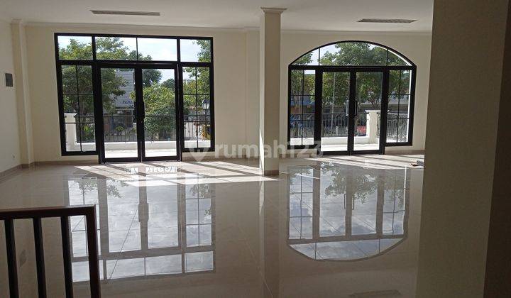 Disewakan ruko gandeng di pinggir jalan raya, ruko Aristoteles , gading serpong, sudah dijebol 5