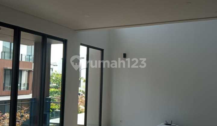 Dijual Rumah Mewah di Zora Dekat Ipeka, L10 Termurah, Ada Lift, Baru