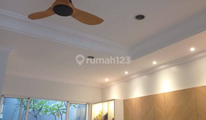 Dijual Rumah Di Greenwich, Udh Renovasi Luas 180, Jual Furnish Baru 2