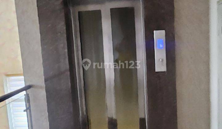 Dijual rumah ada lift dan hadap timur di gading serpong, hook, mewah 1