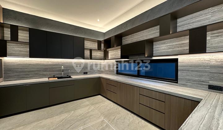 Rumah Brand New, Ada Pool Di Alam Sutera, Dekat Tol Dan Binus 2