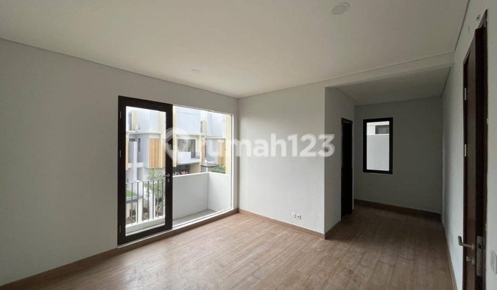 Disewakan Rumah Baru Di Bsd, Blizfield, Dekat Ipeka  2