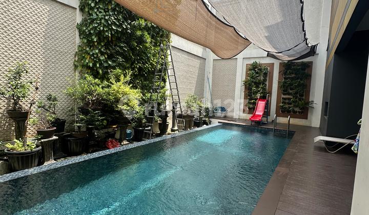 Hadap Danau, Rumah Luxury, Ada Pool, Hargappjb