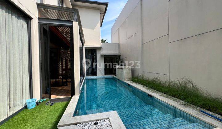 Dijual Rumah Mewah Di Bsd , Ada Pool, Ada Fasilitas Botanical Park, Navapark 1