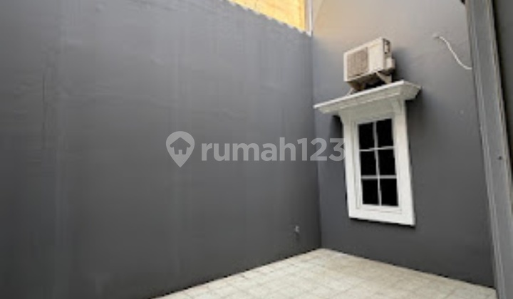 For Sale House In Alicante, Gading Serpong, Near Saint John, Every Room Has A Bathroom