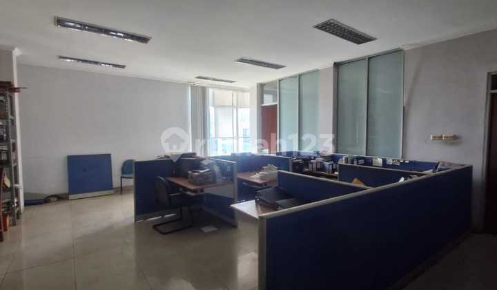 Sunte, Office Building, 6 Floors, Flood-Free, Safe from Landslides Sunte, Office Building, 6 Floors, Flood-Free, Safe from Landslides