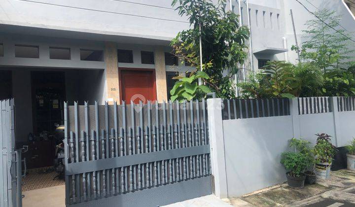 Rumah 2 Lantai Di Kawasan Bisnis Jakarta Pusat 1