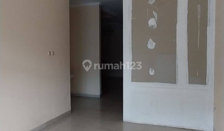 Rumah 2 1/4lantai Jual Cepat 1