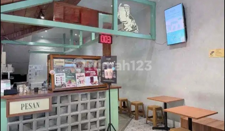 4+1 Story Row House, Ideal for Business 2