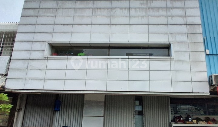 3Ruko Gandeng di Danau Sunter Utara 3Ruko Gandeng di Danau Sunter Utara