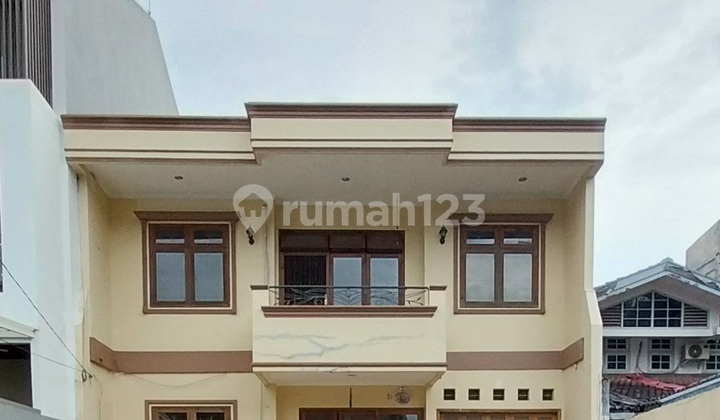 Rumah 2 1/4lantai Jual Cepat