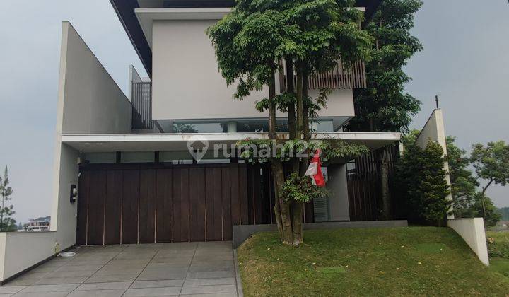 RUMAH MEWAH HARGA MURAH DI KOTA BARU PARAHYANGAN 1