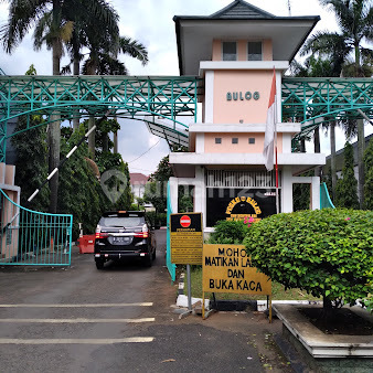 Termurah Rumah Mewah di Komplek Bulog Dekat Pintu Tol Jatiwarna 2