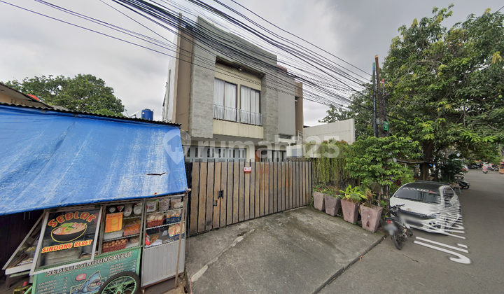 TERMURAH Rumah di Jl Kemandoran Pluis, Kebayoran Lama, Jaksel
