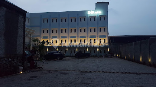 Hotel Murah dipinggir Jalan Raya Kalimalang 5 Menit Ke Pintu Tol