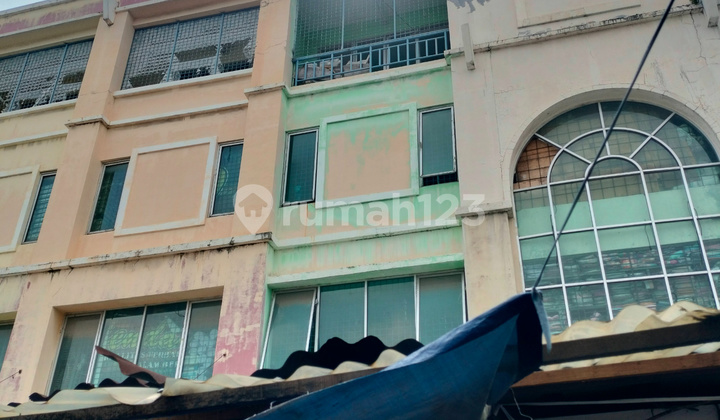 Ruko Strategis Murah TURUN HARGA di Tanah Abang, Jakarta Pusat Ruko Strategis Murah TURUN HARGA di Tanah Abang, Jakarta Pusat