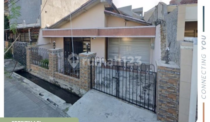 Rumah di Lebak Arum Surabaya Kondisi Terawat Siap Huni Rumah di Lebak Arum Surabaya Kondisi Terawat Siap Huni