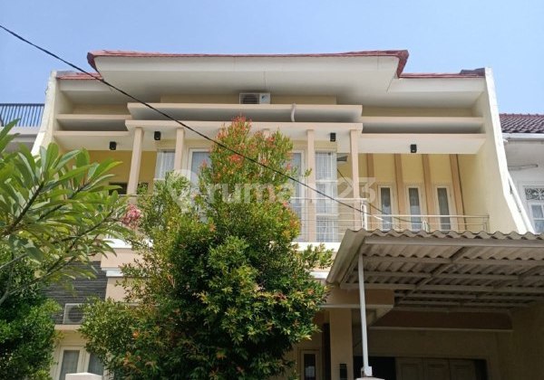 RUMAH DI SIDOSERMO PDK SURABAYA BAGUS 2 LANTAI SIAP HUNI RUMAH DI SIDOSERMO PDK SURABAYA BAGUS 2 LANTAI SIAP HUNI