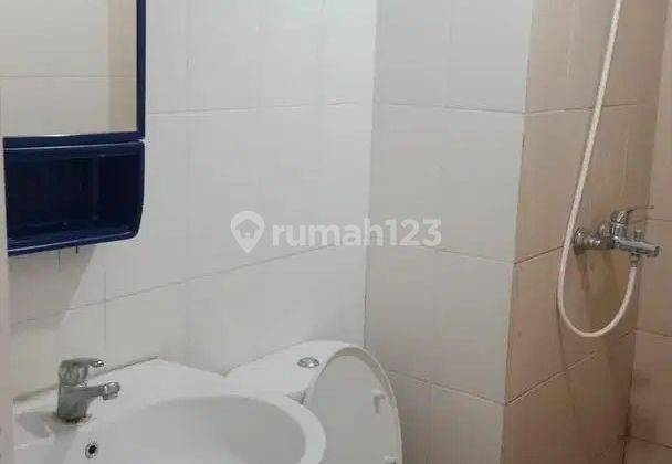 kamar mandi apartement bagus siap huni lokasi