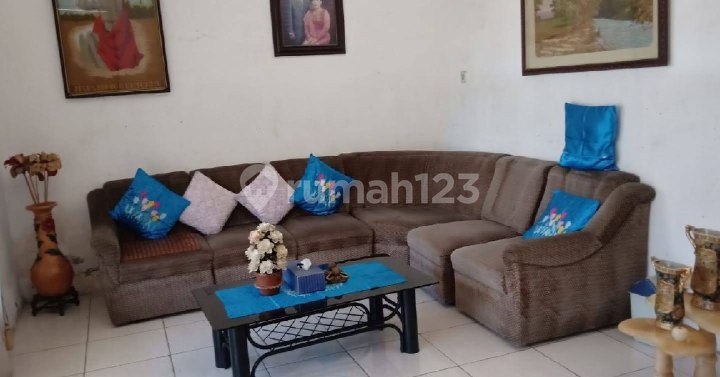 House in Lebak Arum Surabaya, Well-Maintained Condition, Ready to Occupy 2