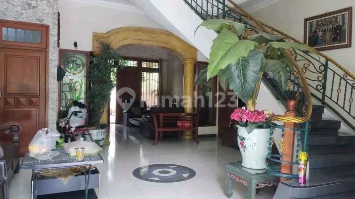 Rumah Di Medokan Asri Tengah Surabaya Strategis Bagus Terawat  2