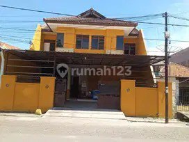 Boarding House in South Ketintang Surabaya, Strategic Location Near Unesa