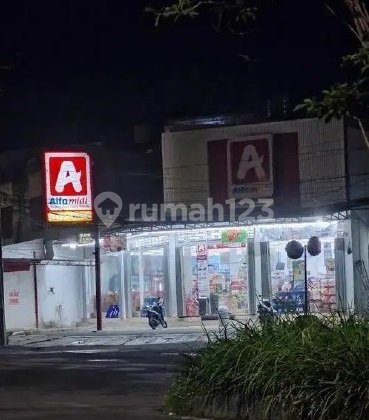 Business Property in North Satelit Surabaya, Highly Strategic Location. Business Property in North Satelit Surabaya, Highly Strategic Location.