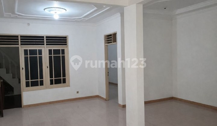 House in Taman Pondok Indah Wiyung Surabaya Good Ready to Occupy 2