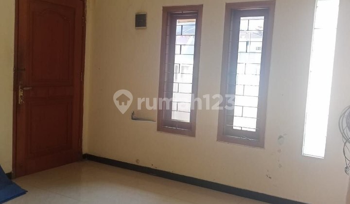 House in Gunungsari Indah Surabaya 1 Floor Good Ready to Live In 2