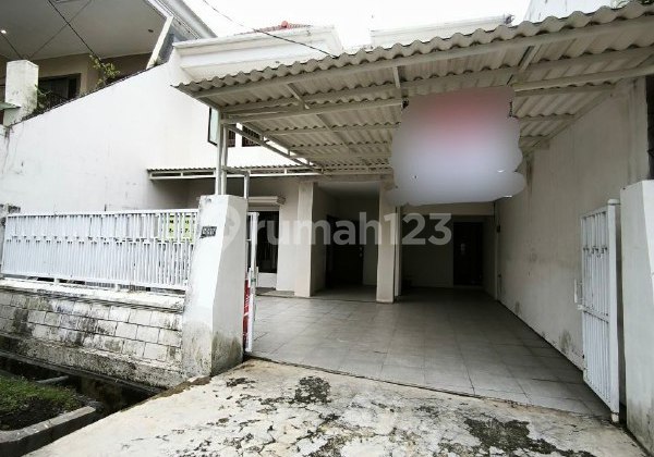 Rumah di Margorejo Indah Surabaya Siap Huni Bagus dan Strategis